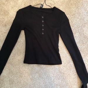 Black long sleeve crop top